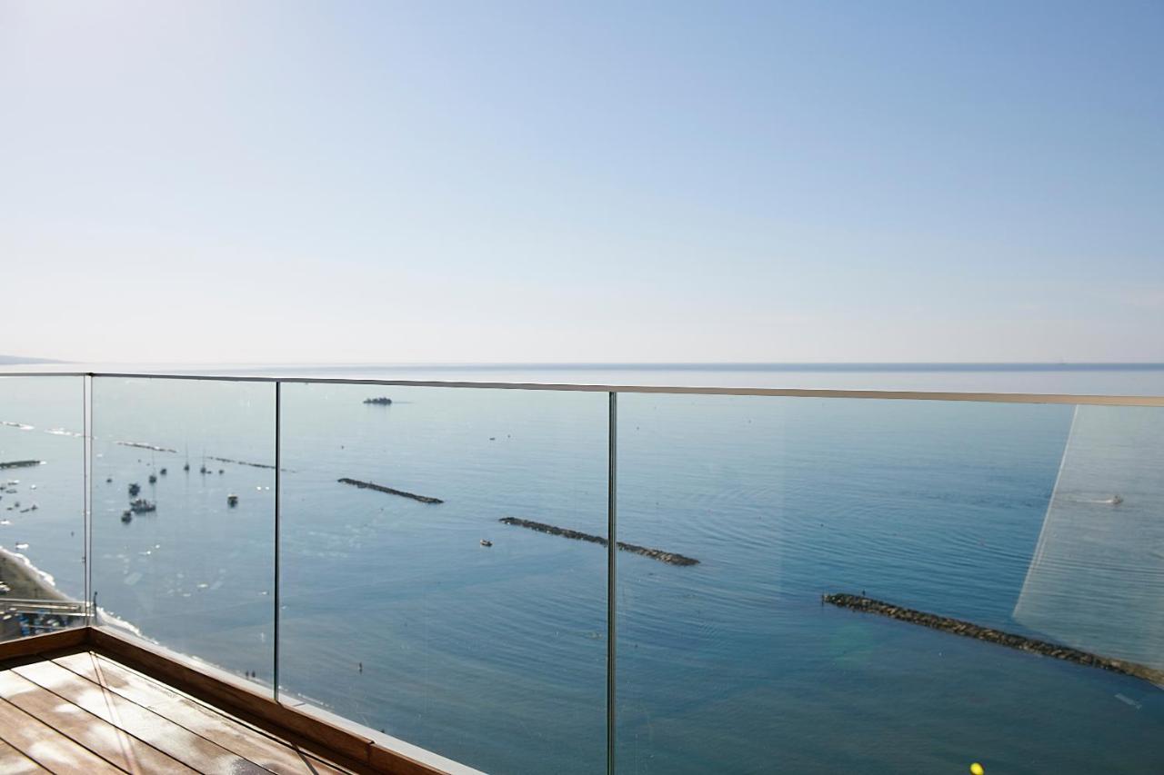 Olympic Residence Deluxe Apartments Limassol Exterior photo